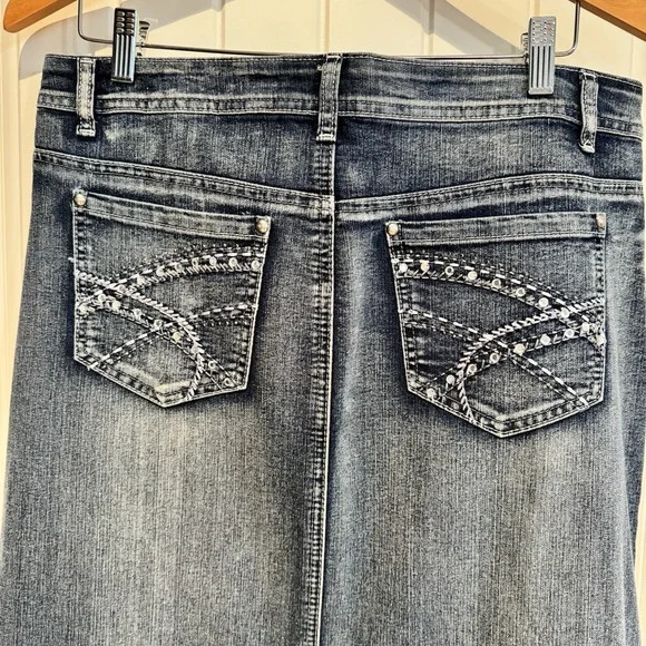 NWT Cato Denim Midi Skirt Size 14 Y2K Embellished Pocket Western Jean Skirt - Picture 7 of 10